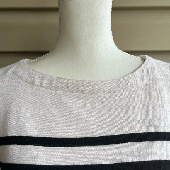 •LOFT• Black/White Striped Boatneck Top - Size Medium - Picture 3 of 7